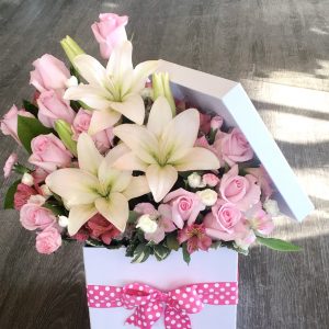 Lilies & Roses in a Hat Box