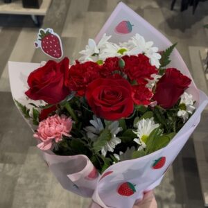 Wrapped rose bouquet for flower delivery.